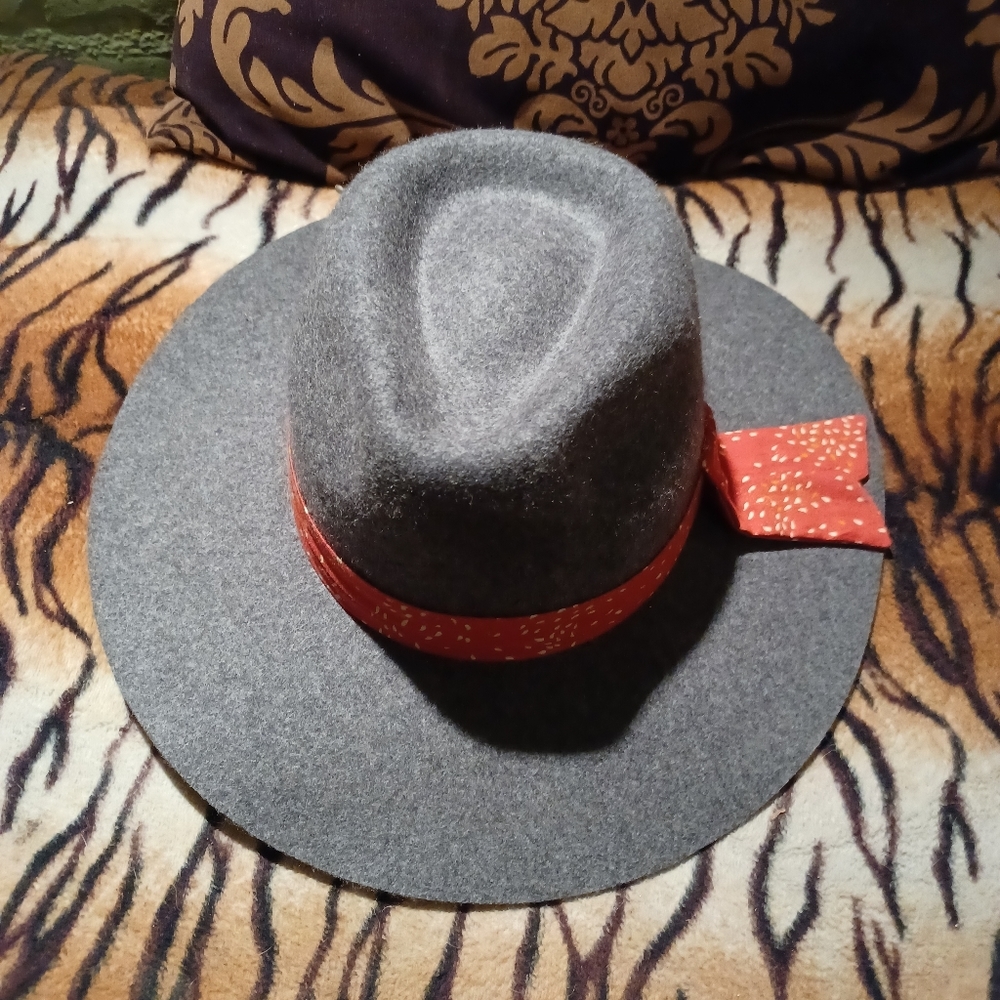 Wyeth rare charcoal wool hat